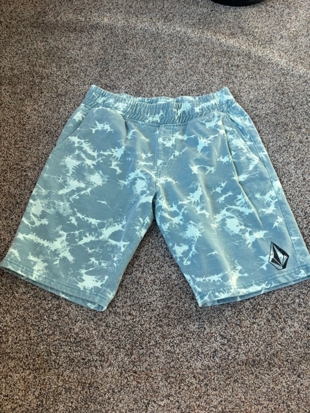 Volcom Light Blue Tie-Dye Boardshorts men’s small